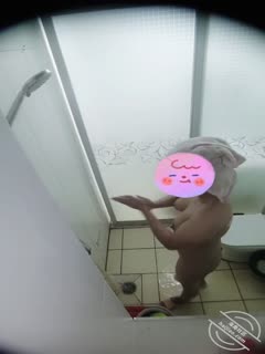 海角社区luan伦大神中秋强干哺乳期嫂子后续❤️洗澡 身材美美极品